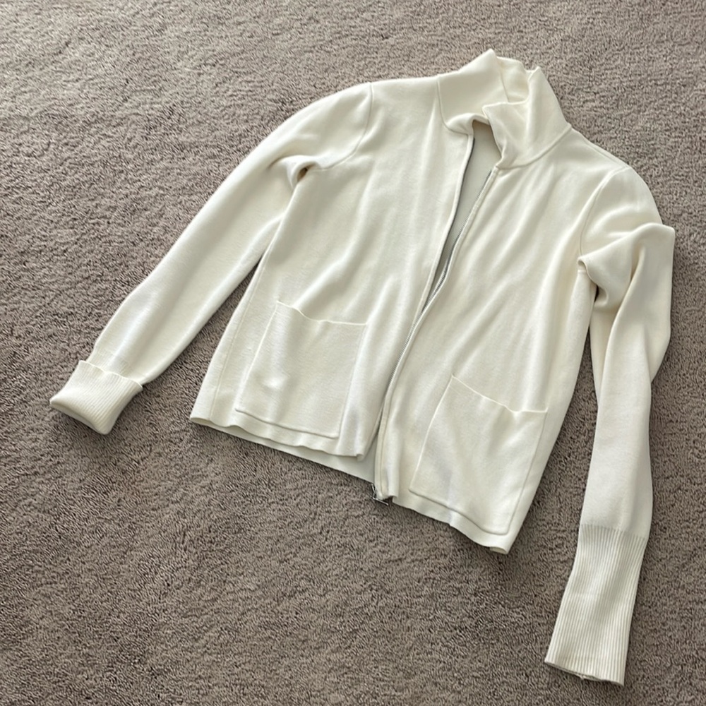 White zip up jacket, lightweight soft, extra small